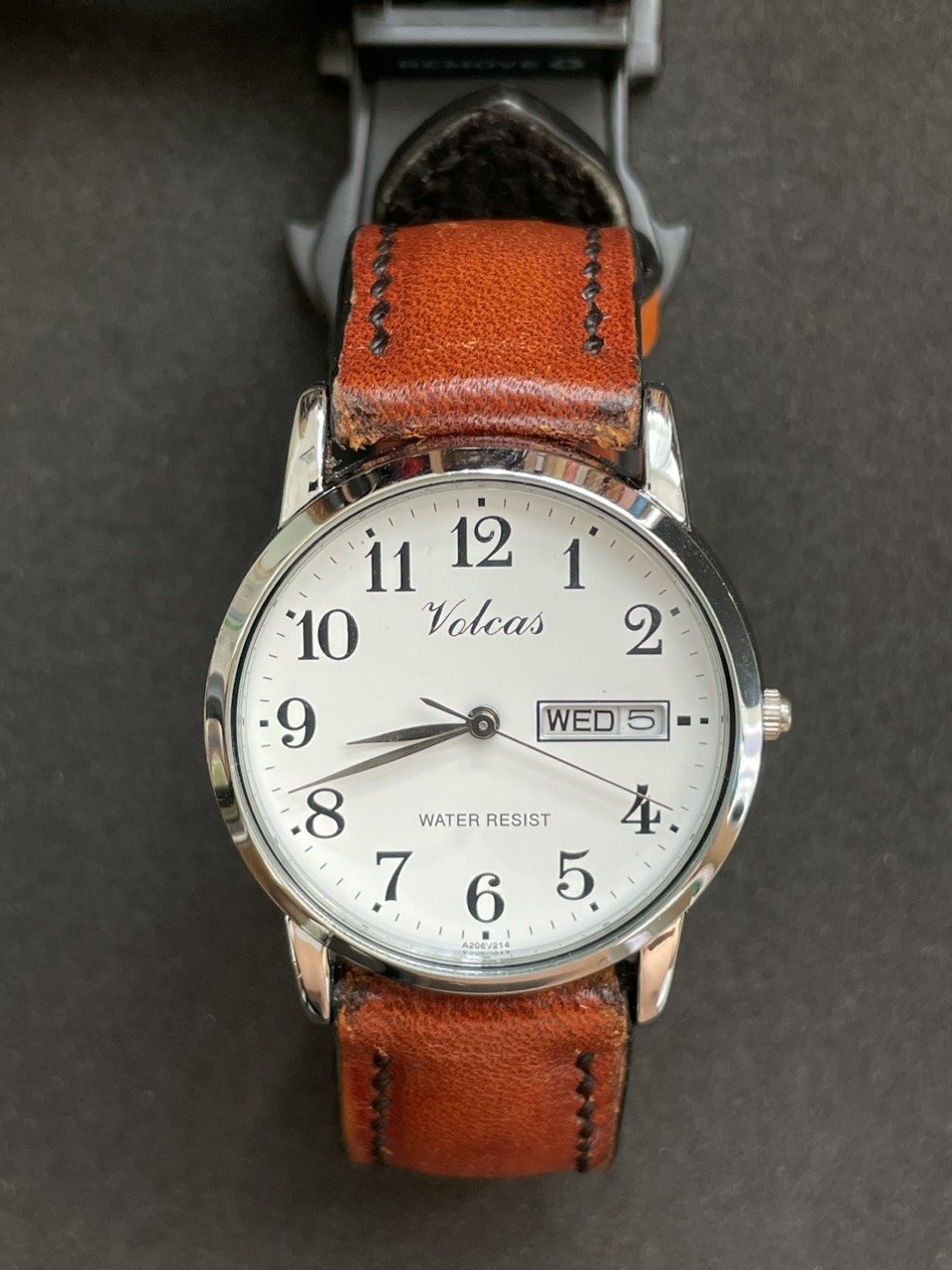 Đồng hồ Citizen Q&Q Volcas niền thép Dây Da HandMade